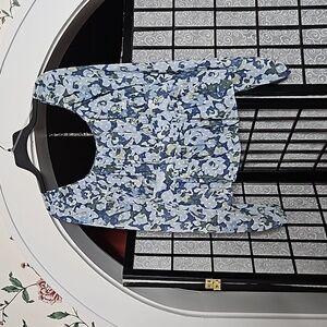 Planet Heart blouse size XL